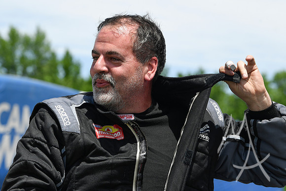 AUTO: APR 27 NHRA American Rebel Light 4-Wide Nationals