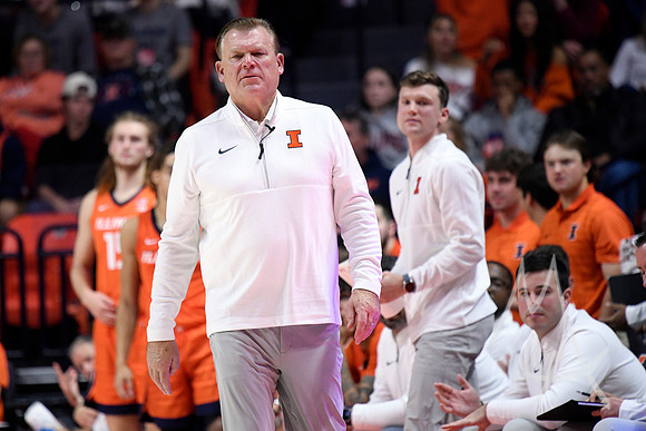 COLLEGE BASKETBALL: NOV 04 Eastern Illinois at Illinois