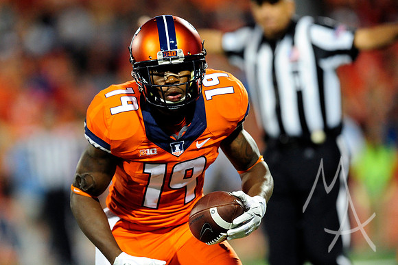 NCAA FOOTBALL: SEP 10 North Carolina at Illinois