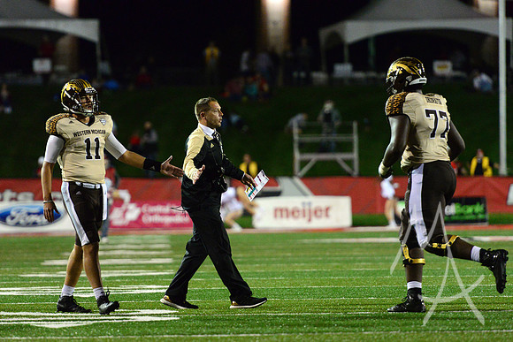 NCAA FOOTBALL: NOV 01 Western Michigan at Ball State
