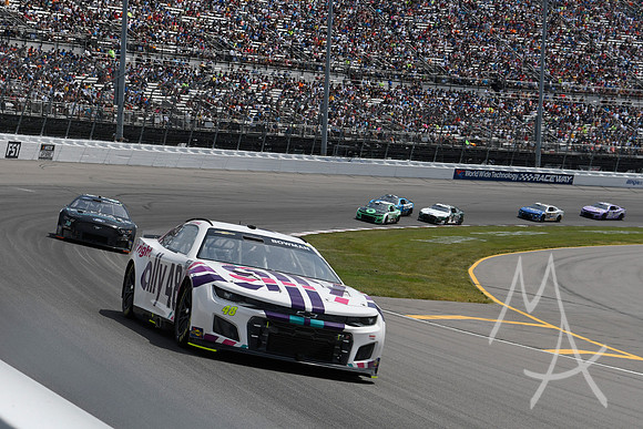 AUTO: JUN 05 NASCAR Cup Series Enjoy Illinois 300 Presented by TicketSmarter