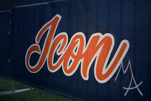 COLLEGE FOOTBALL: AUG 29 Eastern Illinois at Illinois