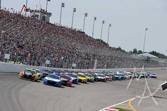 AUTO: JUN 05 NASCAR Cup Series Enjoy Illinois 300 Presented by TicketSmarter
