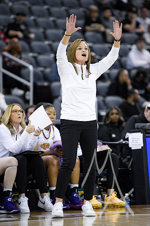 COLLEGE BASKETBALL: MAR 08 WomenÕs Ohio Valley Championship Tennessee Tech vs Lindenwood