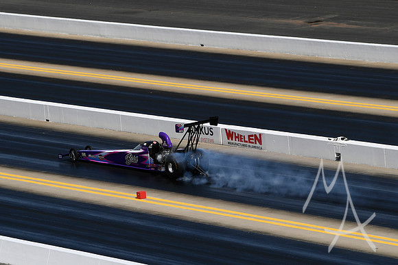 AUTO: APR 27 NHRA American Rebel Light 4-Wide Nationals