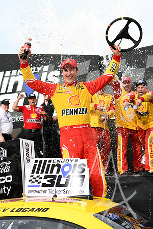 AUTO: JUN 05 NASCAR Cup Series Enjoy Illinois 300 Presented by TicketSmarter