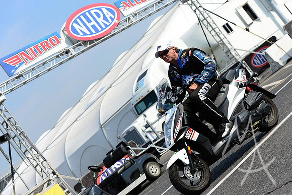 AUTO: SEP 25 NHRA - AAA Insurance Midwest Nationals