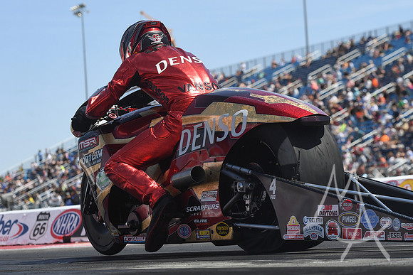 AUTO: MAY 19 NHRA Route 66 Nationals