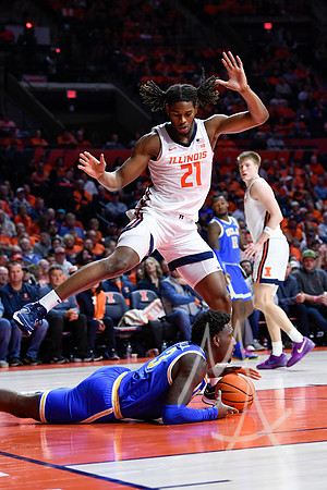 COLLEGE BASKETBALL: FEB 11 UCLA at Illinois