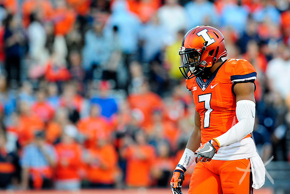 NCAA FOOTBALL: SEP 10 North Carolina at Illinois