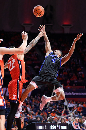 COLLEGE BASKETBALL: NOV 04 Eastern Illinois at Illinois