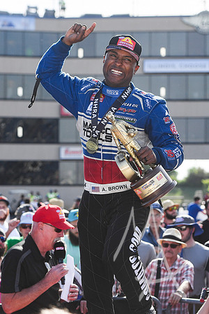 AUTO: MAY 19 NHRA Route 66 Nationals