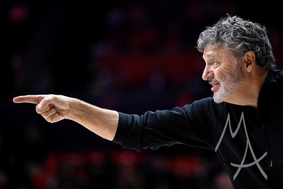 COLLEGE BASKETBALL: NOV 13 Oakland at Illinois