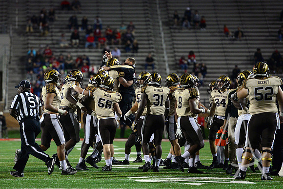 NCAA FOOTBALL: NOV 01 Western Michigan at Ball State