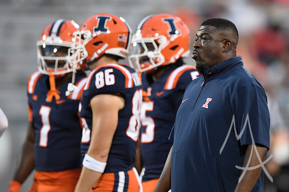 COLLEGE FOOTBALL: AUG 29 Eastern Illinois at Illinois