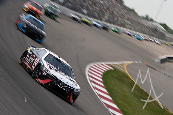 AUTO: JUN 05 NASCAR Cup Series Enjoy Illinois 300 Presented by TicketSmarter
