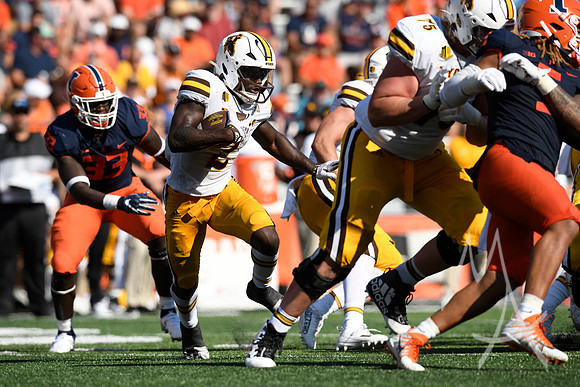 COLLEGE FOOTBALL: AUG 27 Wyoming at Illinois