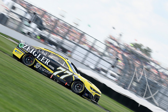 AUTO: JUL 31 NASCAR Cup Series Verizon 200 at the Brickyard