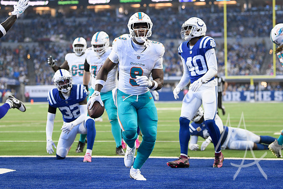 NFL: OCT 20 Dolphins at Colts