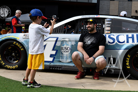 AUTO: JUN 02 NASCAR Cup Series Enjoy Illinois 300 Presented by TicketSmarter