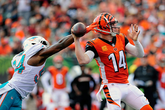 NFL: OCT 07 Dolphins at Bengals
