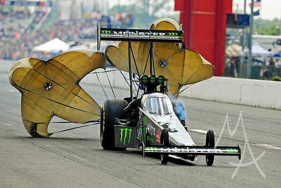 AUTO: SEP 25 NHRA - AAA Insurance Midwest Nationals
