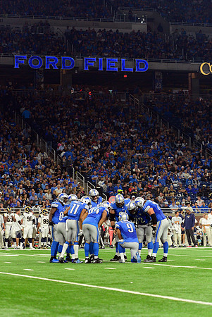 NFL: OCT 16 Rams at Lions