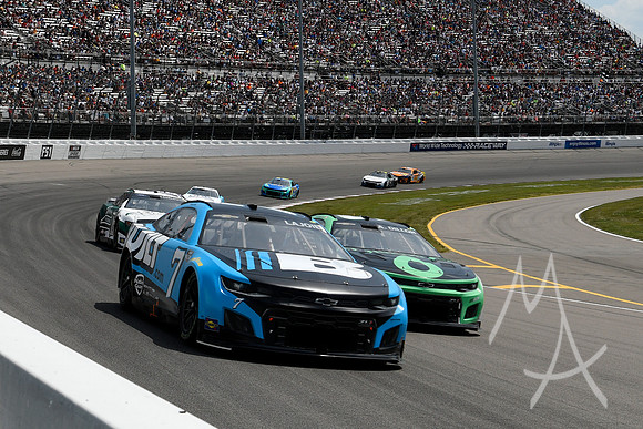 AUTO: JUN 05 NASCAR Cup Series Enjoy Illinois 300 Presented by TicketSmarter