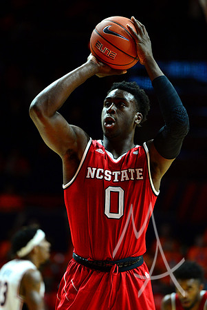 NCAA BASKETBALL: NOV 29 NC State at Illinois